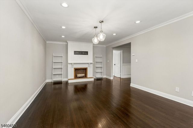 24 Hutton Ave 6, West Orange Twp., NJ 07052