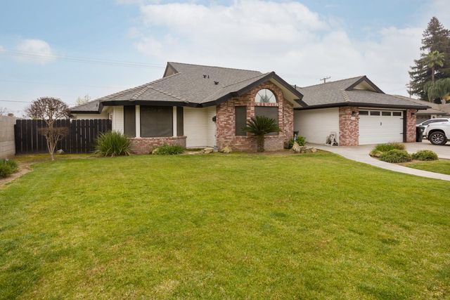 434 N Jennifer Way, Porterville, CA 93257