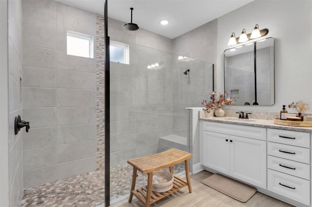 Image 21 of property listing at 4524 TATUM LOOP, Odessa, FL 33556