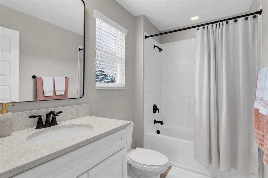 Image 30 of property listing at 4524 TATUM LOOP, Odessa, FL 33556