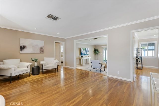 6507 Hanna, Woodland Hills, CA 91303