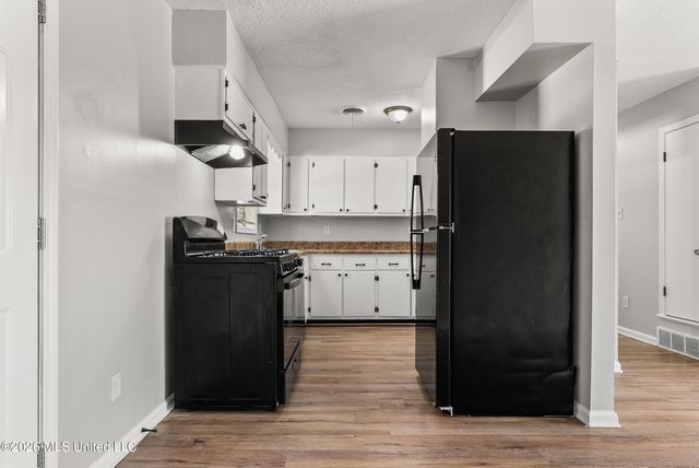 1590 E Gilford Cove, Southaven, MS 38671