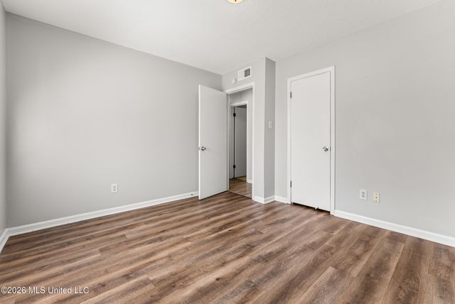 1590 E Gilford Cove, Southaven, MS 38671