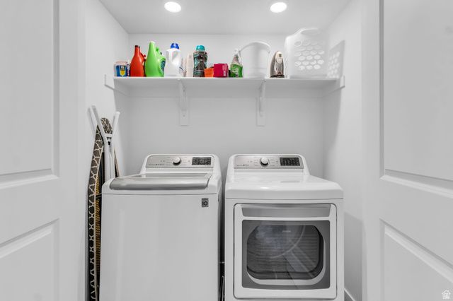 3350 N FLICKER DR, Eagle Mountain, UT 84005