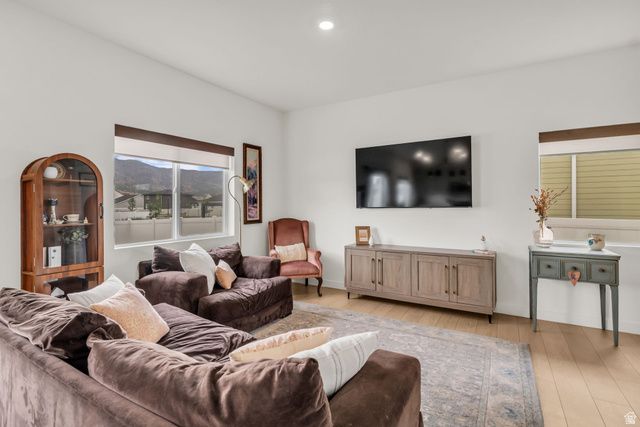3350 N FLICKER DR, Eagle Mountain, UT 84005