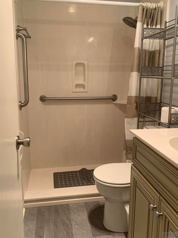 1003 Spruce St, Morgan City, LA 70380