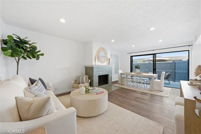 1456 Manhattan Beach Boulevard C, Manhattan Beach, CA 90266