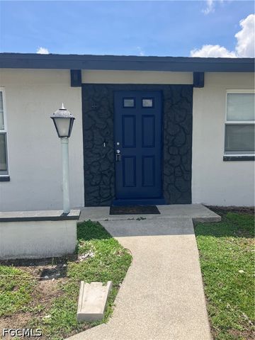 3923 SE 12th AVE, Cape Coral, FL 33904