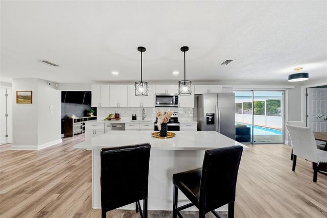 6072 AIRMONT DRIVE, Spring Hill, FL 34606