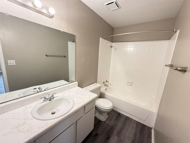 1122 Millview Drive 2702, Arlington, TX 76012