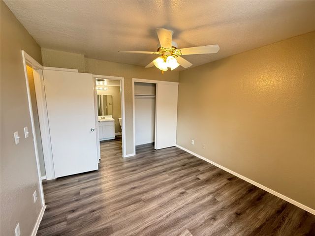 1122 Millview Drive 2702, Arlington, TX 76012