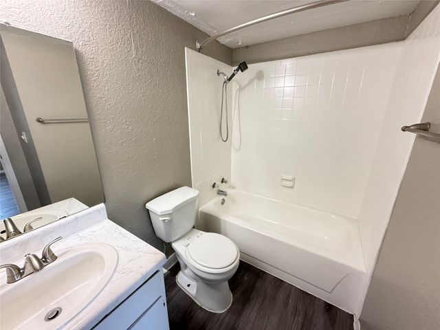 1122 Millview Drive 2702, Arlington, TX 76012