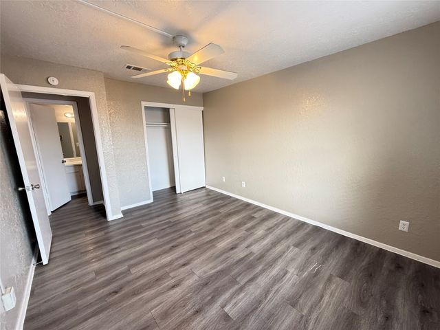 1122 Millview Drive 2702, Arlington, TX 76012