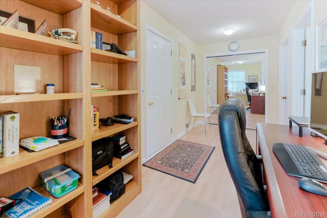 38443 Meghan Lane, Westland, MI 48185