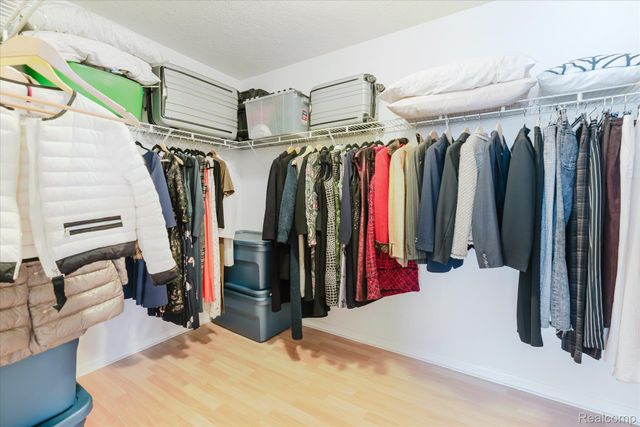 38443 Meghan Lane, Westland, MI 48185