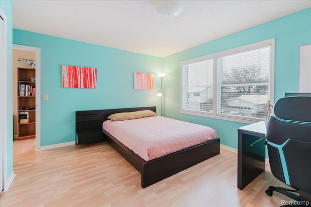 38443 Meghan Lane, Westland, MI 48185