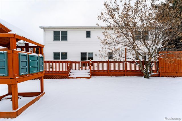 38443 Meghan Lane, Westland, MI 48185