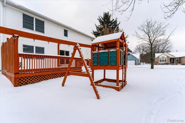 38443 Meghan Lane, Westland, MI 48185