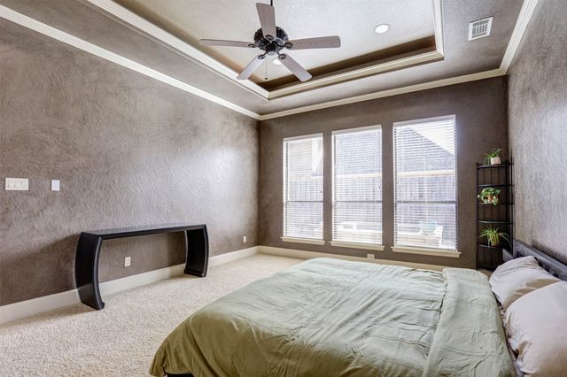 617 Indian Trail, Hurst, TX 76054