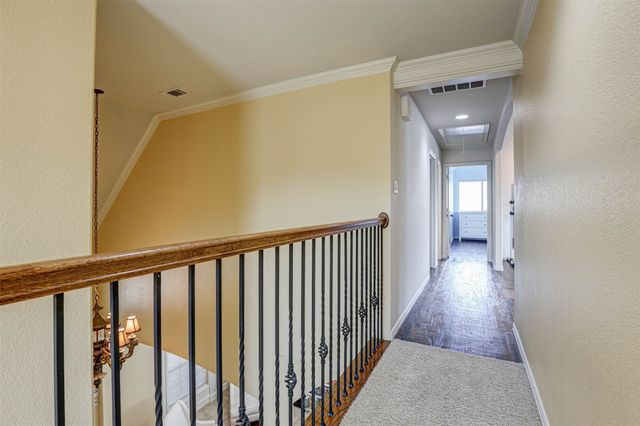 617 Indian Trail, Hurst, TX 76054