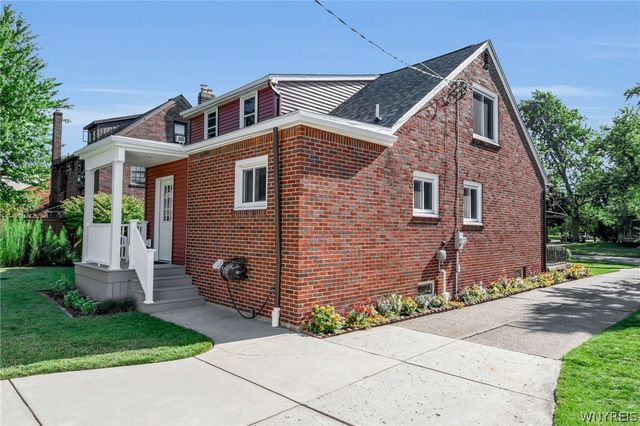 24 Wilshire Road, Tonawanda, NY 14217