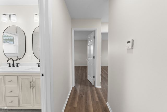 2715 NW Westleigh Drive NW, Indianapolis, IN 46268