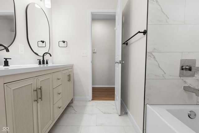 2715 NW Westleigh Drive NW, Indianapolis, IN 46268