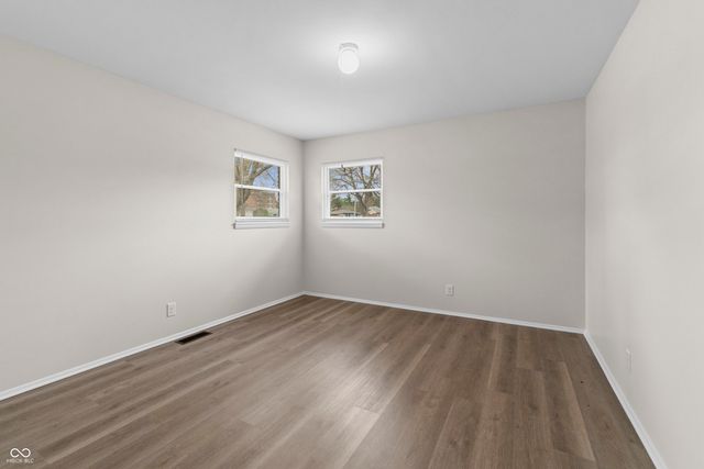 2715 NW Westleigh Drive NW, Indianapolis, IN 46268