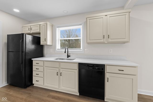 2715 NW Westleigh Drive NW, Indianapolis, IN 46268