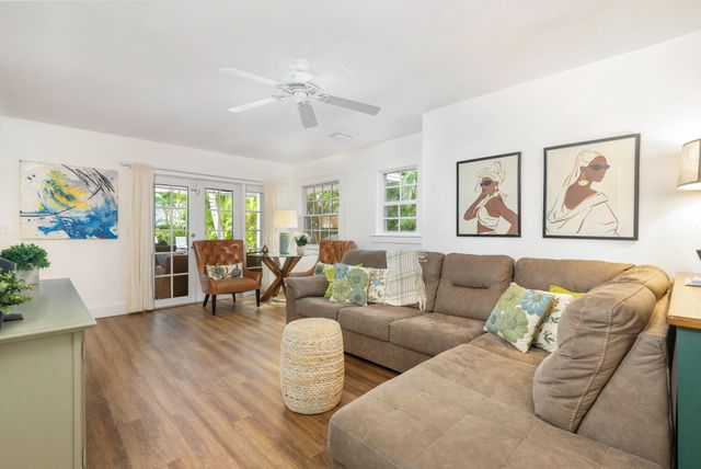 609 PALM Street, West Palm Beach, FL 33401
