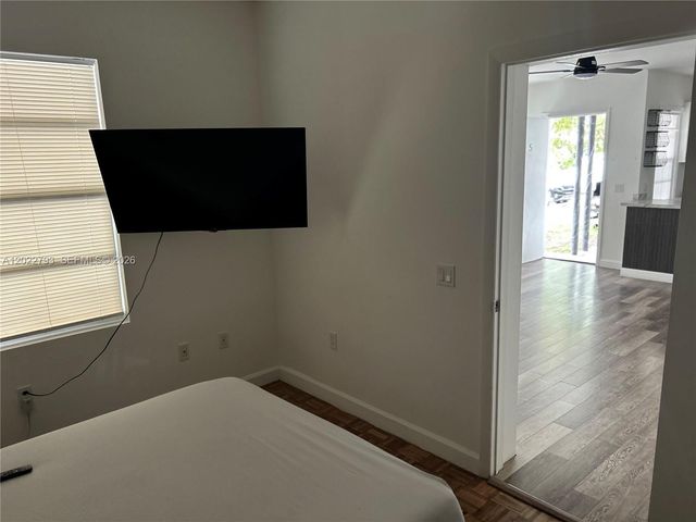 300 Sunset Dr 4, Fort Lauderdale, FL 33301