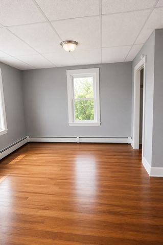 170 High 3, Lawrence, MA 01841