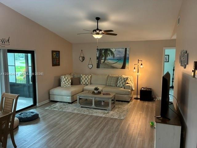 100 S Moccasin Trail S, Jupiter, FL 33458