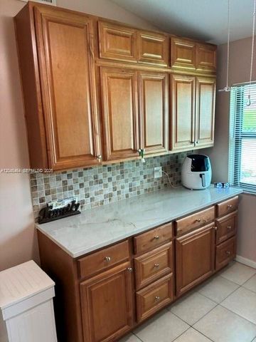 100 S Moccasin Trail S, Jupiter, FL 33458