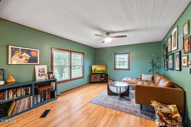 2340 Chuckey Highway, Chuckey, TN 37641