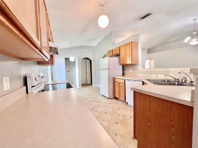 2950 ELBIB DRIVE, St Cloud, FL 34772