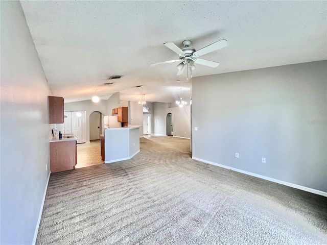 2950 ELBIB DRIVE, St Cloud, FL 34772