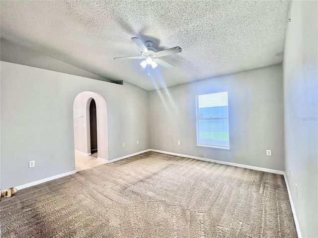 2950 ELBIB DRIVE, St Cloud, FL 34772