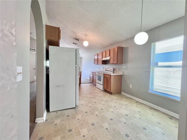 2950 ELBIB DRIVE, St Cloud, FL 34772