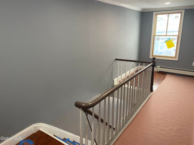 9 N College Street, Schenectady, NY 12305