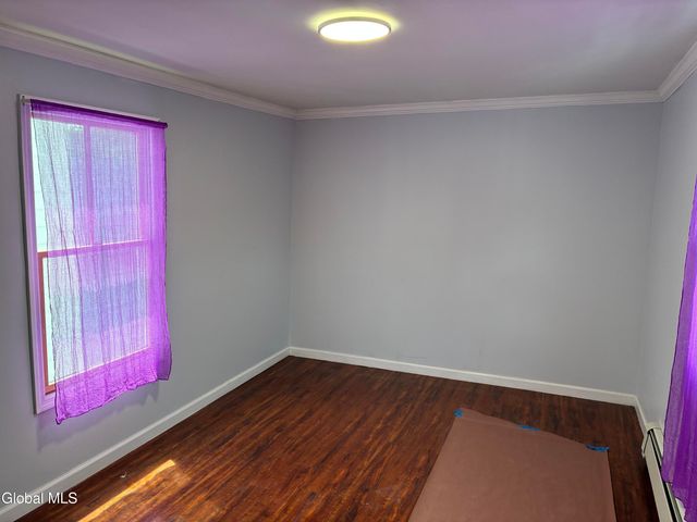 9 N College Street, Schenectady, NY 12305