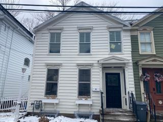 9 N College Street, Schenectady, NY 12305