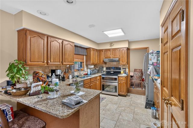 2844 Ramblingwood Lane, Washington Twp, OH 45458
