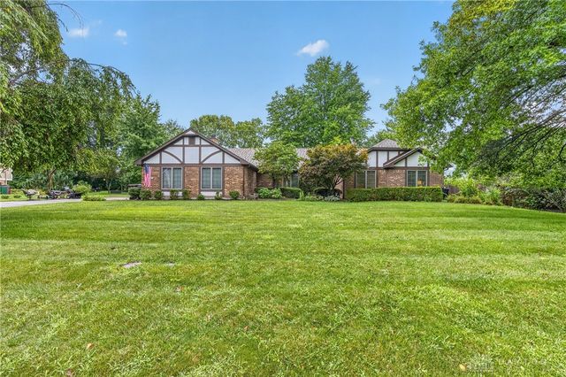2844 Ramblingwood Lane, Washington Twp, OH 45458