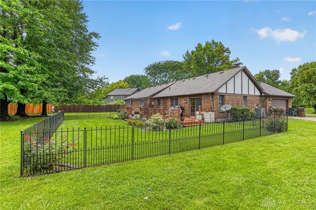 2844 Ramblingwood Lane, Washington Twp, OH 45458