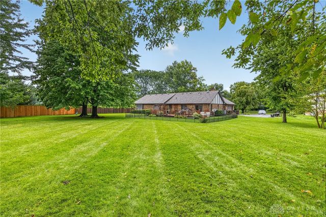 2844 Ramblingwood Lane, Washington Twp, OH 45458
