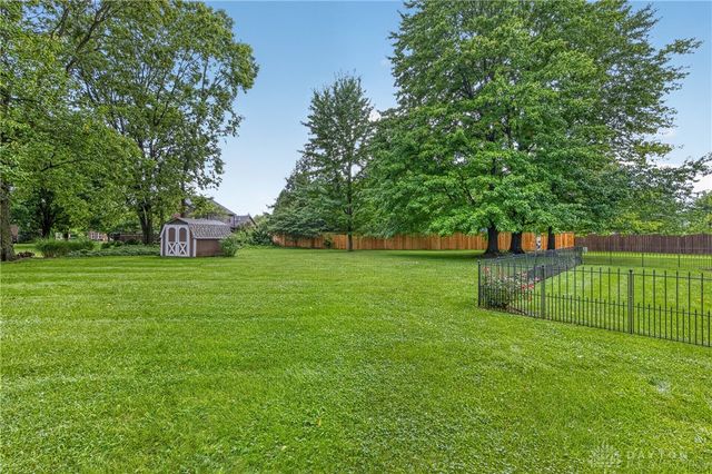 2844 Ramblingwood Lane, Washington Twp, OH 45458