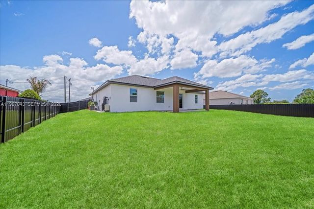 2914 23rd st sw, Lehigh Acres, FL 33976