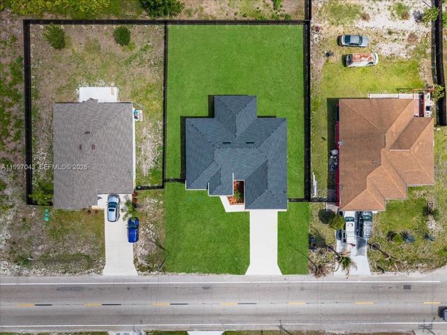 2914 23rd st sw, Lehigh Acres, FL 33976