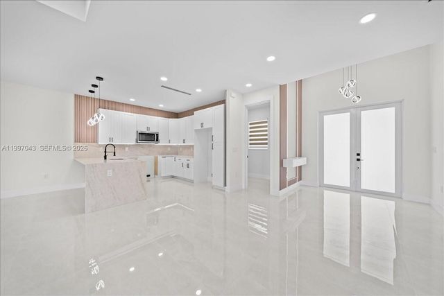 2914 23rd st sw, Lehigh Acres, FL 33976